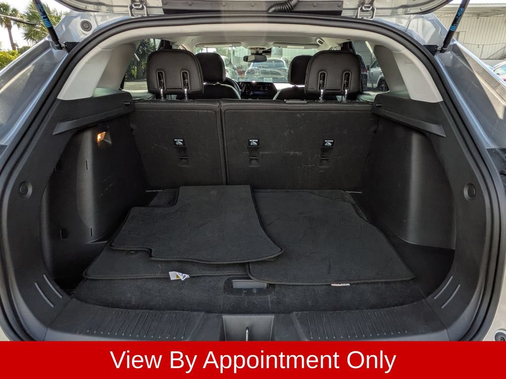 Used 2025 Chevrolet Trax LT w/ LT Convenience Package FWD image 27