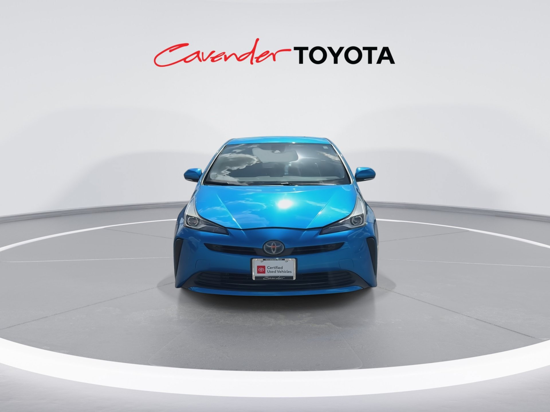 Certified 2019 Toyota Prius LE FWD image 3