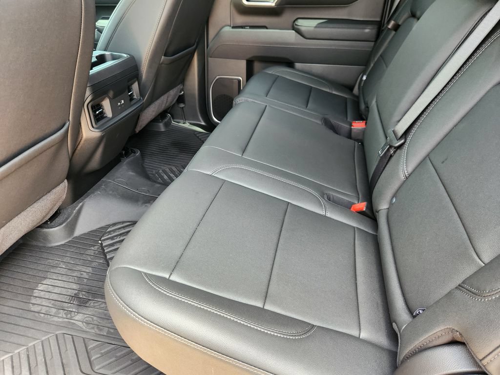 Used 2026 Chevrolet Silverado 1500 RST AWD/4WD image 28