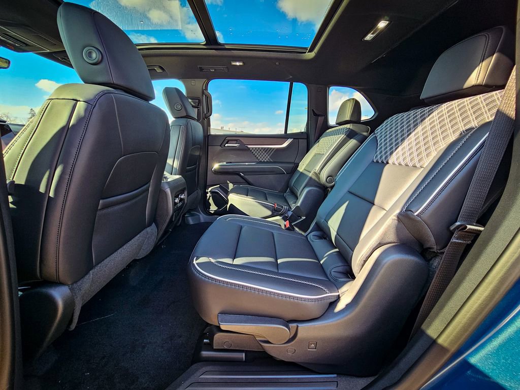 New 2026 GMC Acadia Denali w/ Super Cruise Package image 35