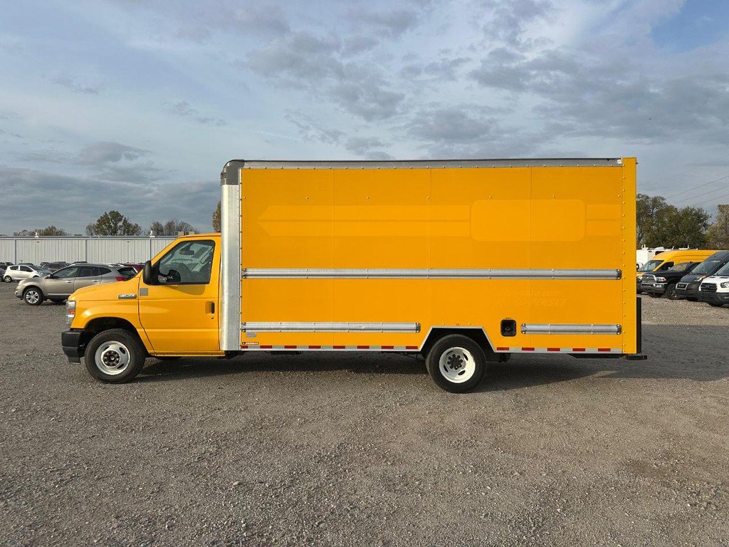 Used 2017 Ford E-350 and Econoline 350 Super Duty w/ Shuttle Bus Prep Package RWD image 6