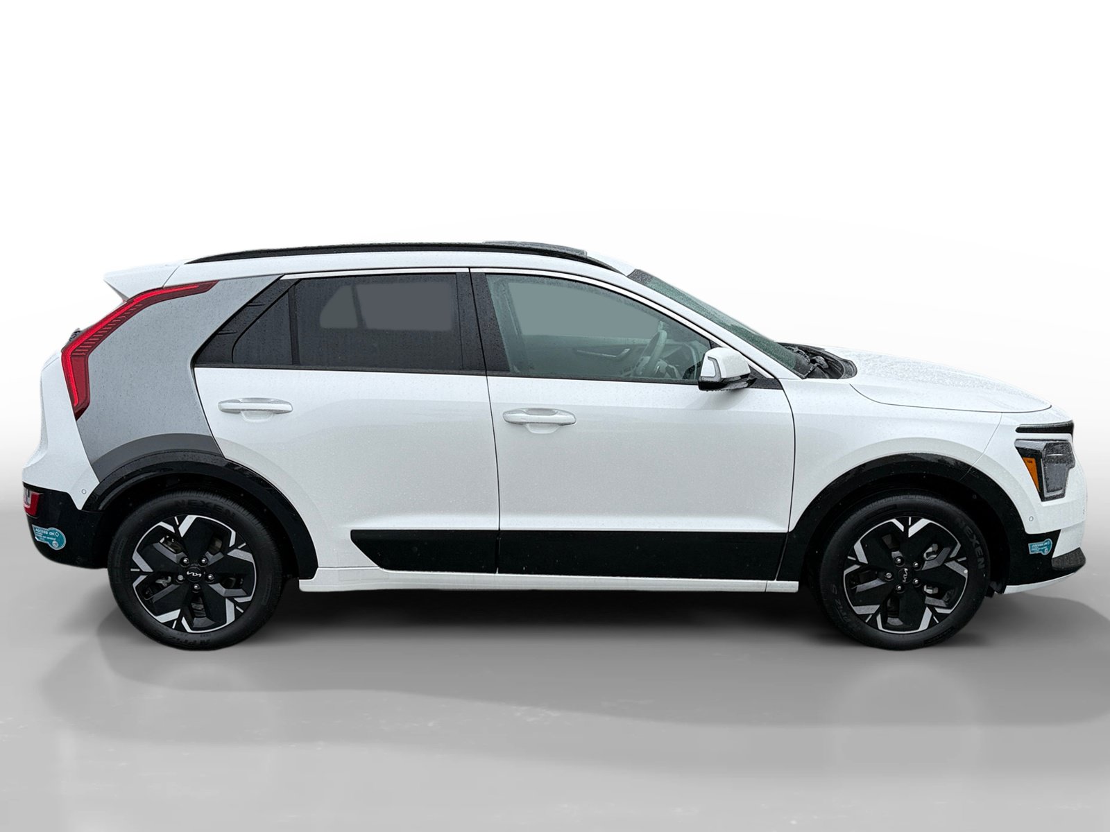 Used 2023 Kia Niro Wave FWD image 6