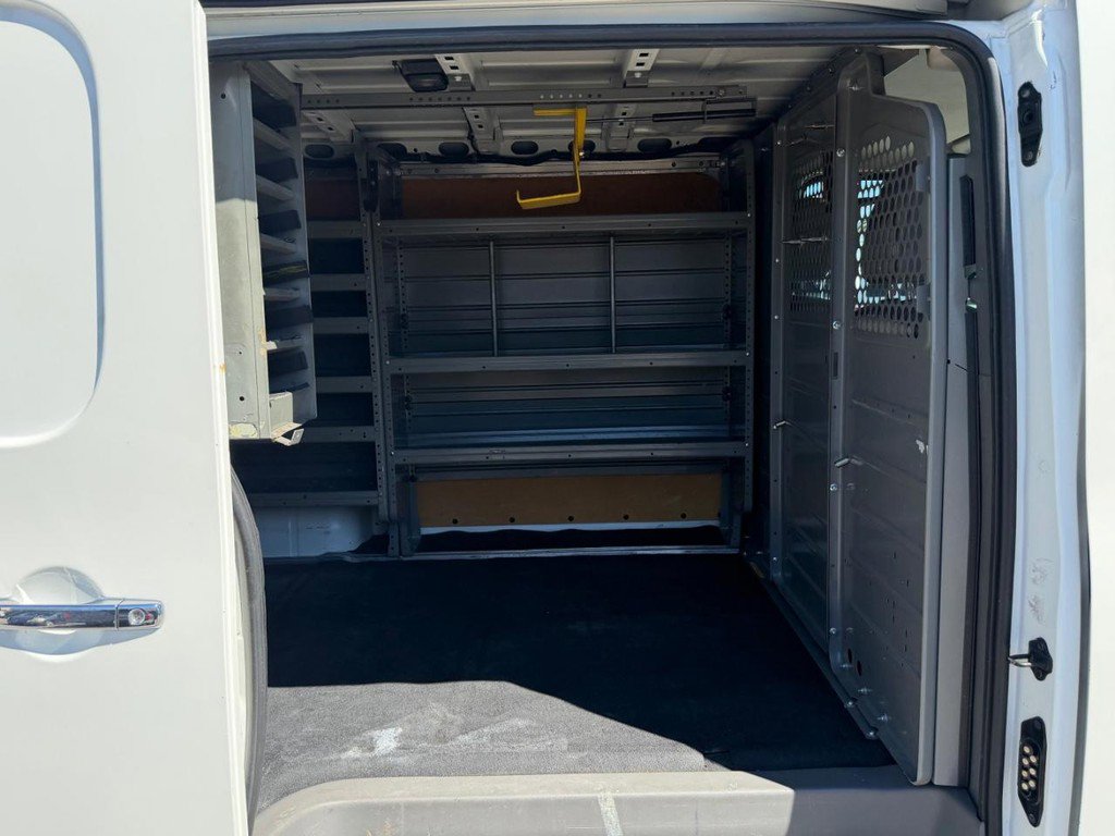 Used 2019 Nissan NV 3500 SL w/ Back Door Glass Package image 19