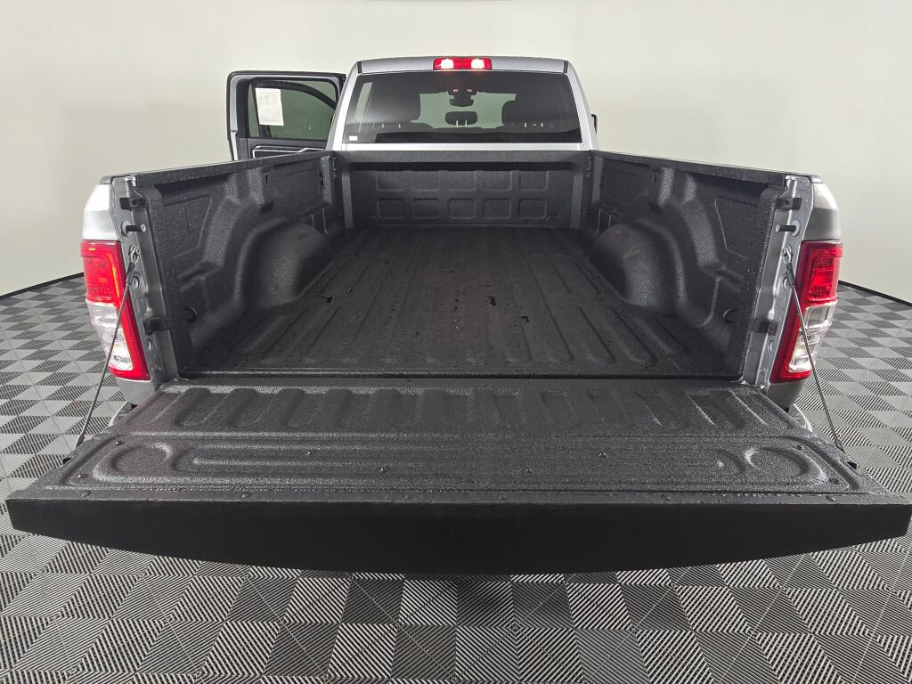 Used 2024 RAM 3500 Big Horn image 19