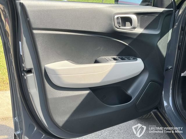 New 2026 Hyundai Venue SEL FWD image 12