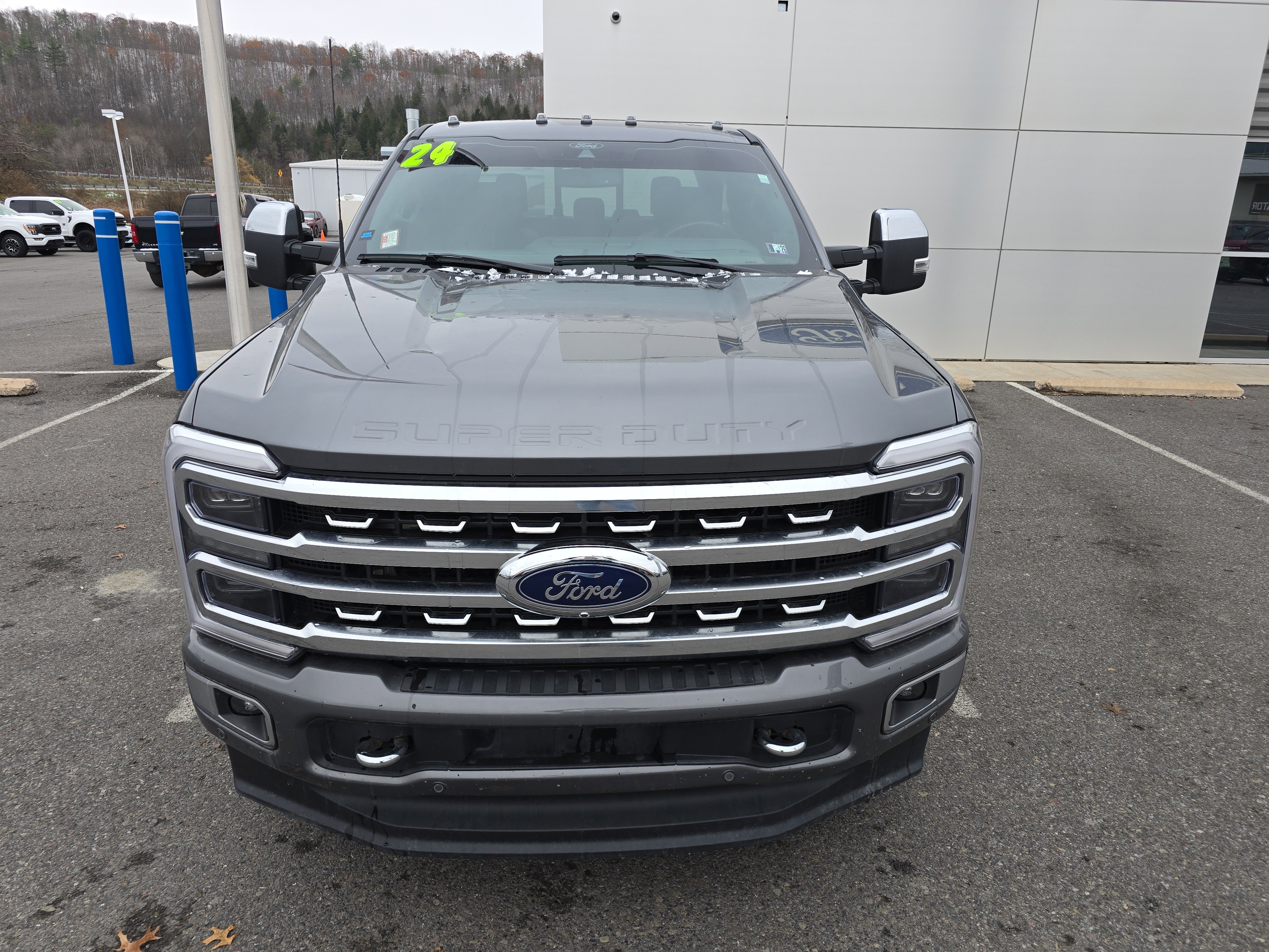 Used 2024 Ford F350 Platinum image 9
