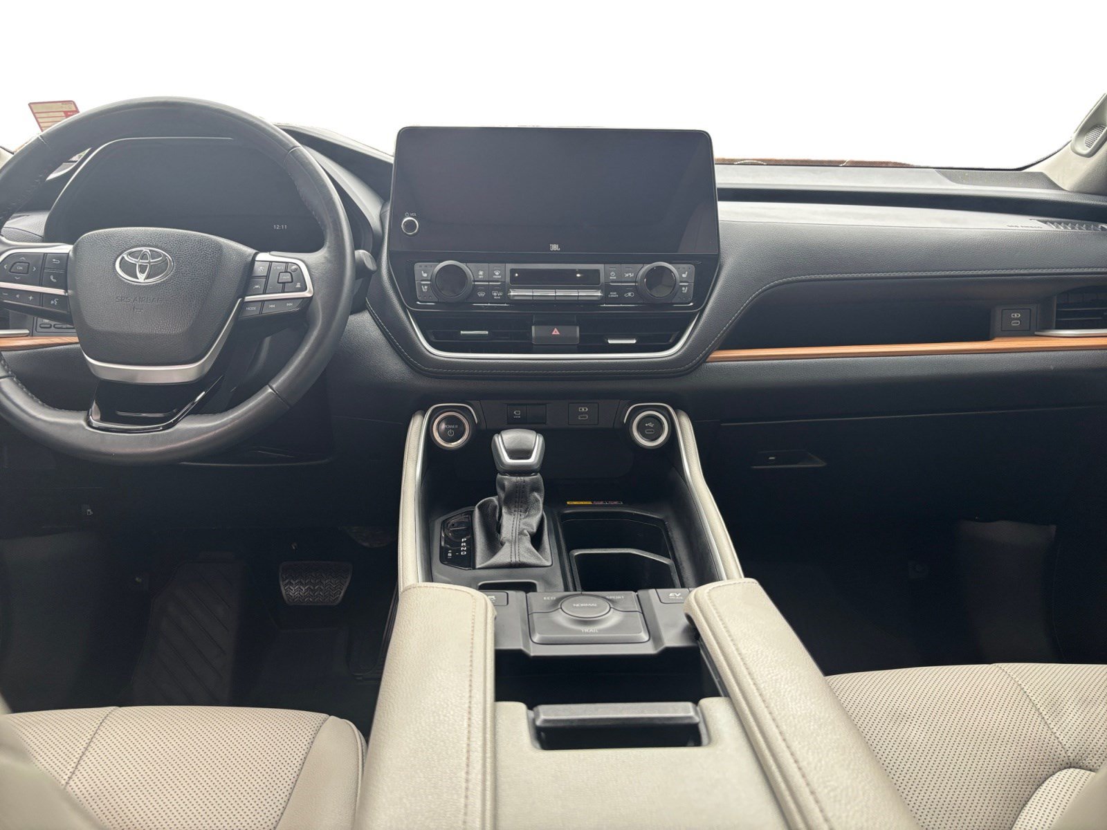 Used 2024 Toyota Grand Highlander AWD Hybrid image 14