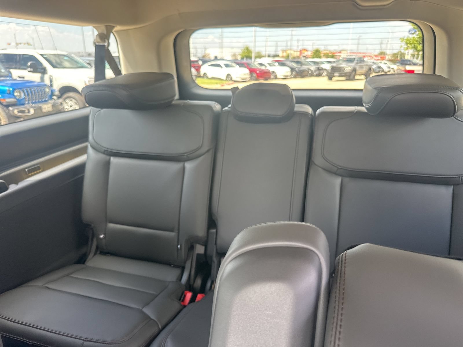 New 2025 Ford Expedition Max Active RWD image 13