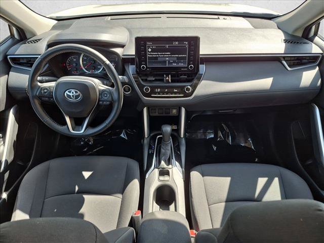 Used 2022 Toyota Corolla Cross LE w/ Moonroof Package FWD image 18