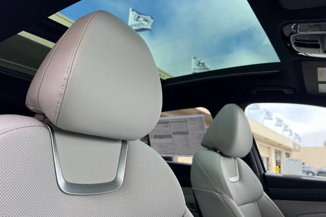 New 2026 Hyundai Tucson Limited AWD/4WD image 16