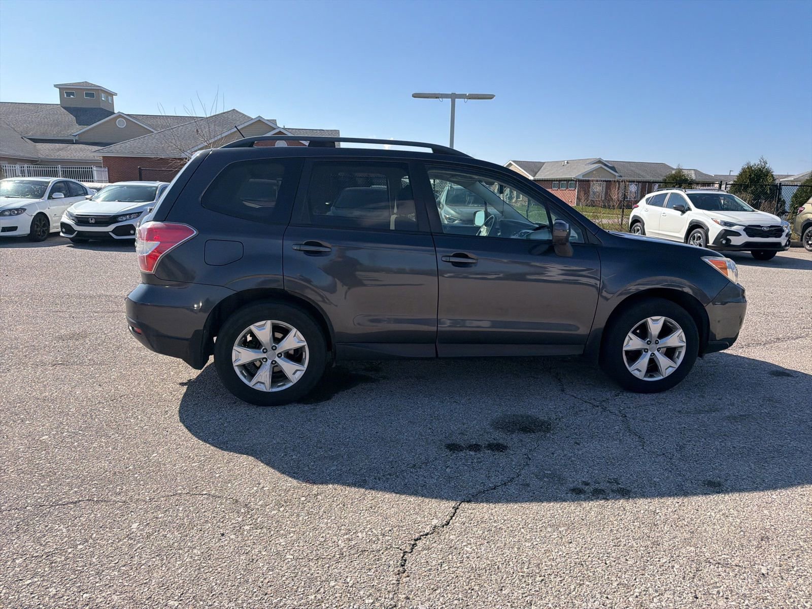 Used 2015 Subaru Forester 2.5i Premium image 12