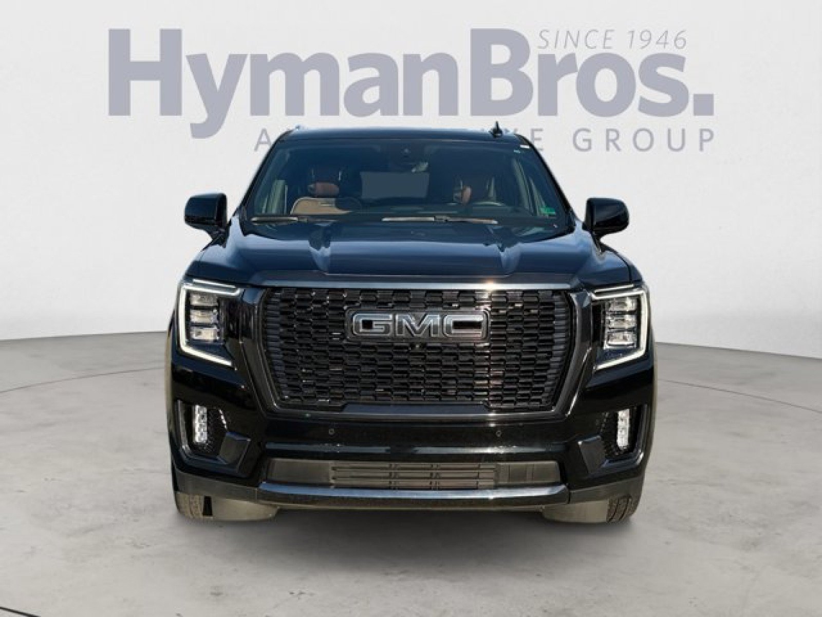 Used 2023 GMC Yukon XL Denali Ultimate AWD/4WD image 8