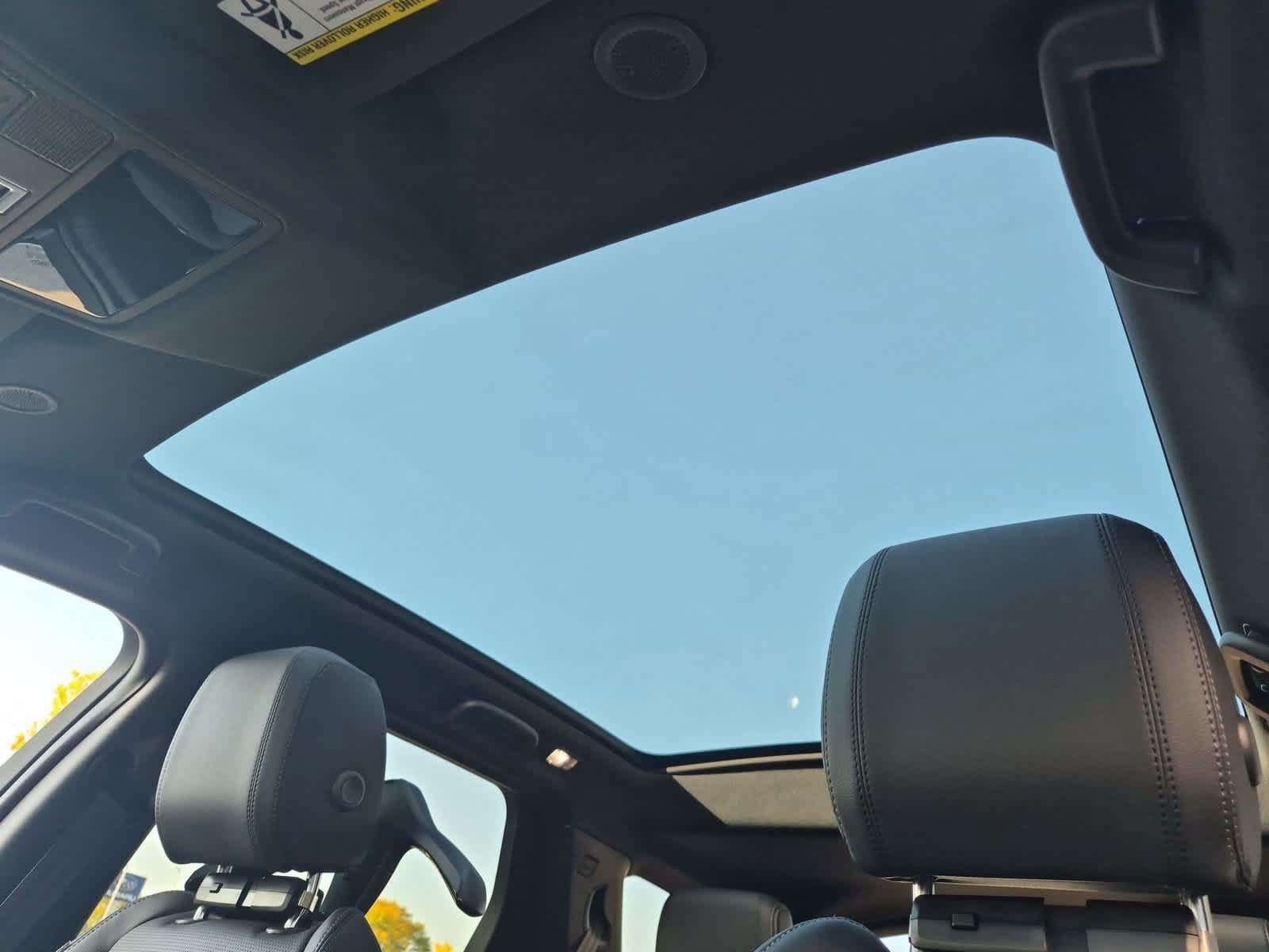 New 2026 Land Rover Discovery Sport Landmark AWD/4WD image 19