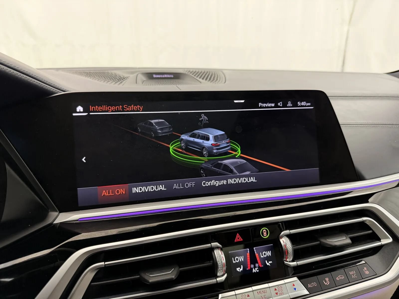 Used 2020 BMW X7 M50i w/ Executive Package AWD/4WD image 32