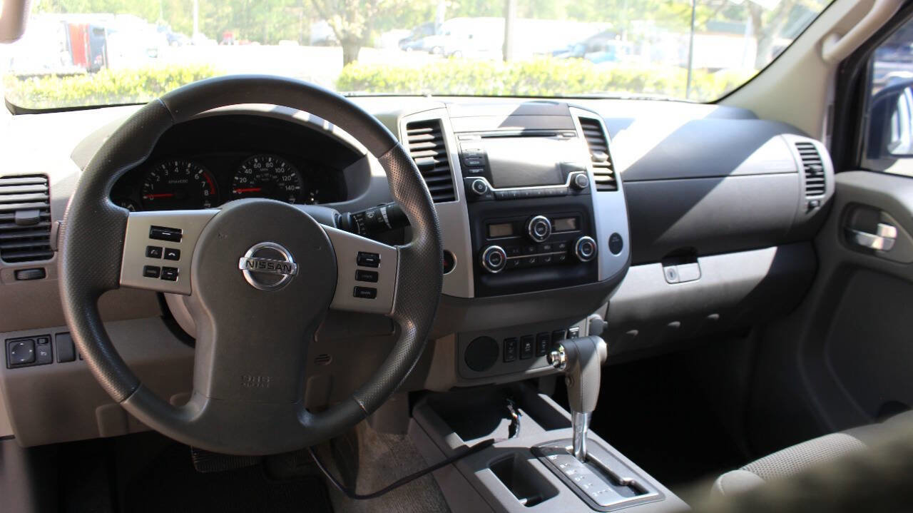 Used 2015 Nissan Frontier SV w/ SV Value Truck Package image 27