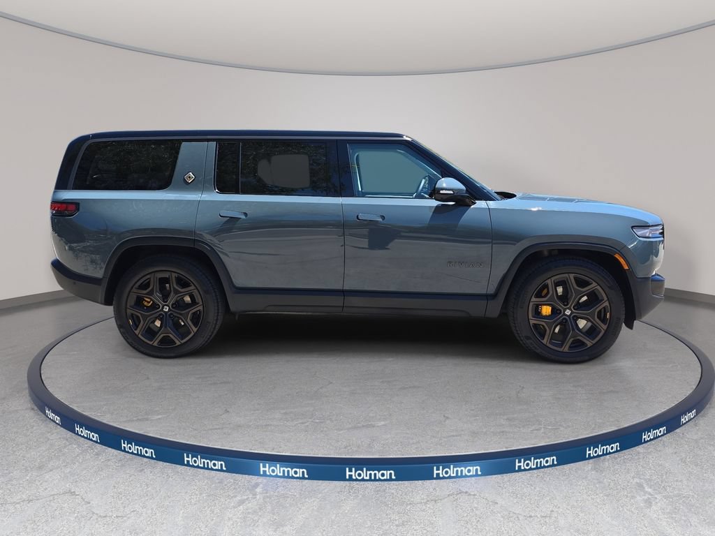 Used 2025 Rivian R1S Premium AWD/4WD image 5