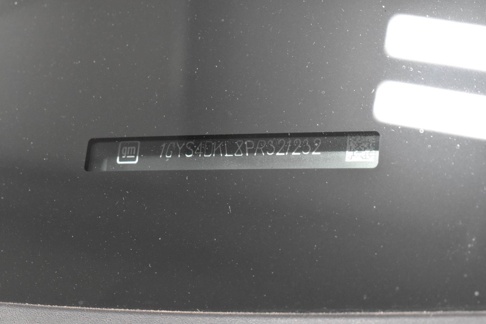 Certified 2023 Cadillac Escalade Premium Luxury Platinum w/ LPO, Floor Liner Package AWD/4WD image 34