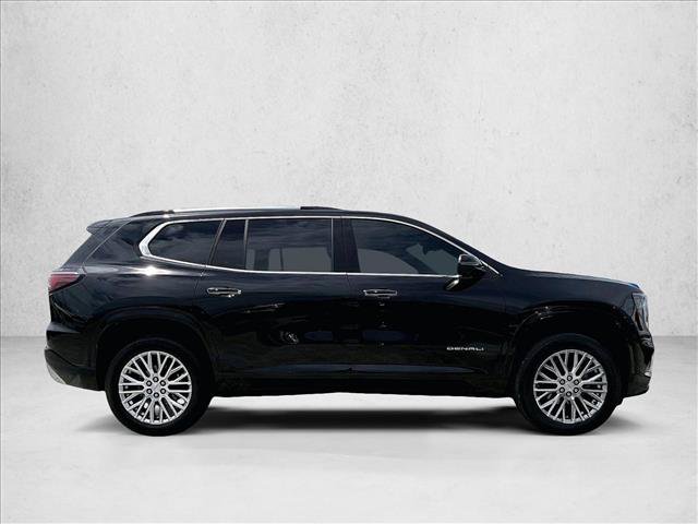 Used 2025 GMC Acadia Denali w/ LPO, Floor Liner Package FWD image 5