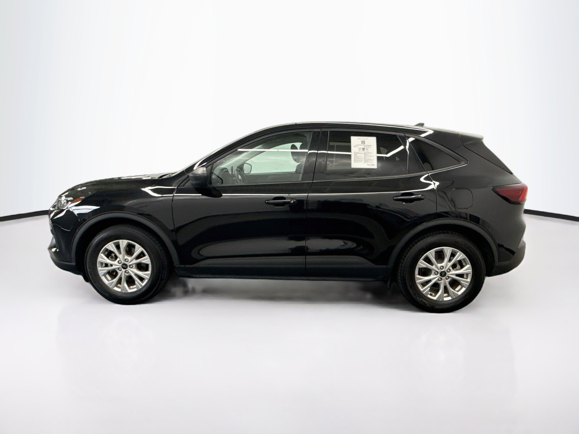 Used 2025 Ford Escape Active FWD image 4