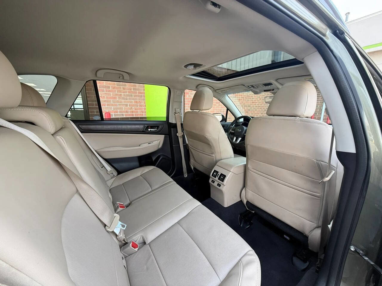 Used 2017 Subaru Outback 2.5i Limited image 11