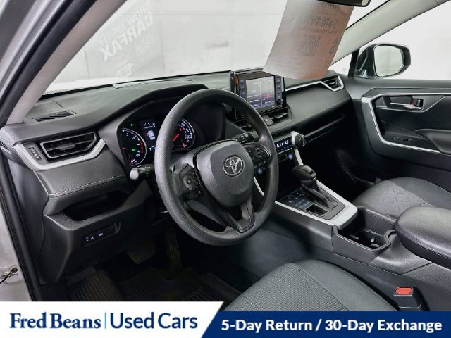 Used 2022 Toyota RAV4 XLE AWD/4WD image 13