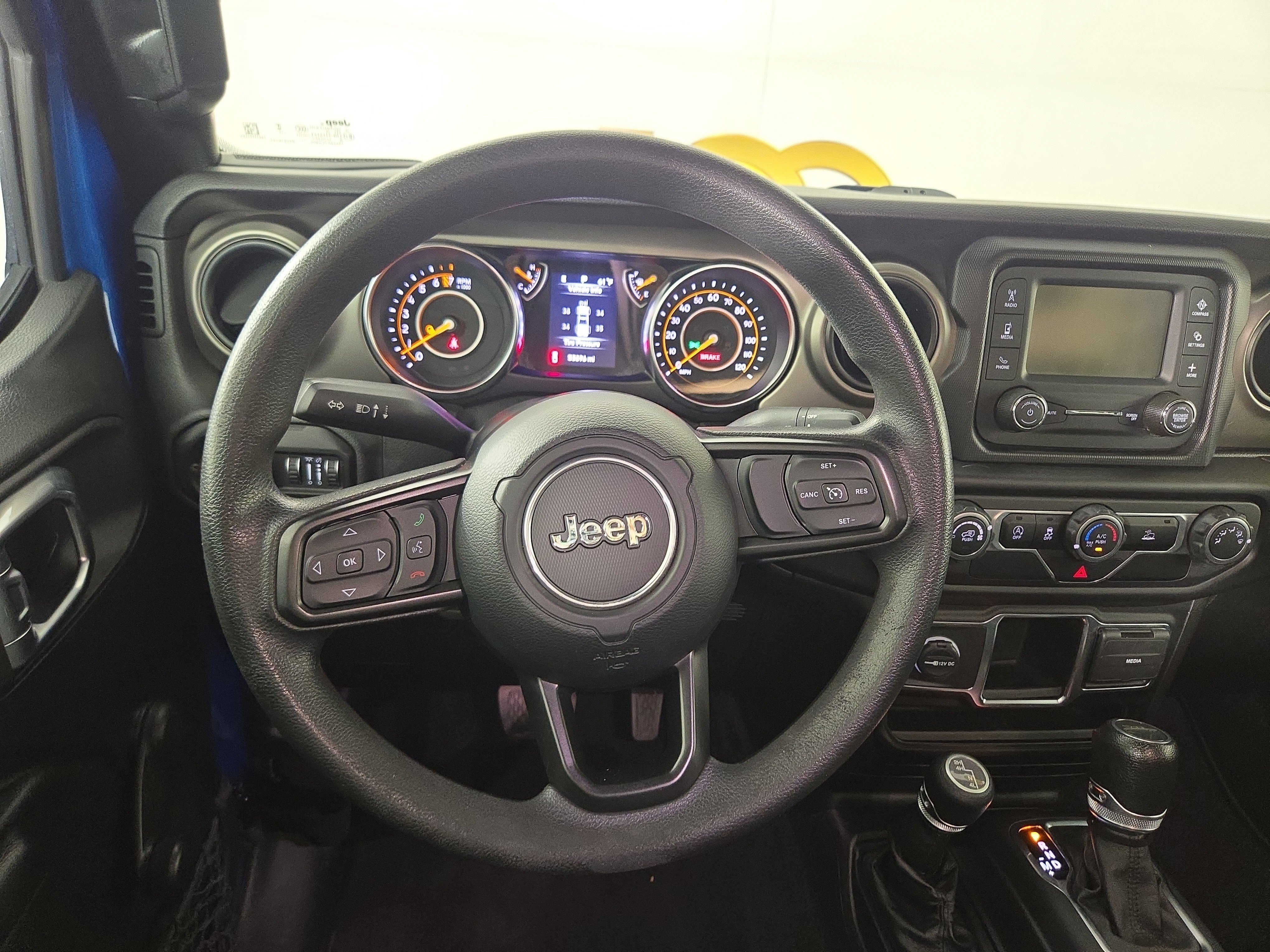 Used 2021 Jeep Gladiator Sport image 14