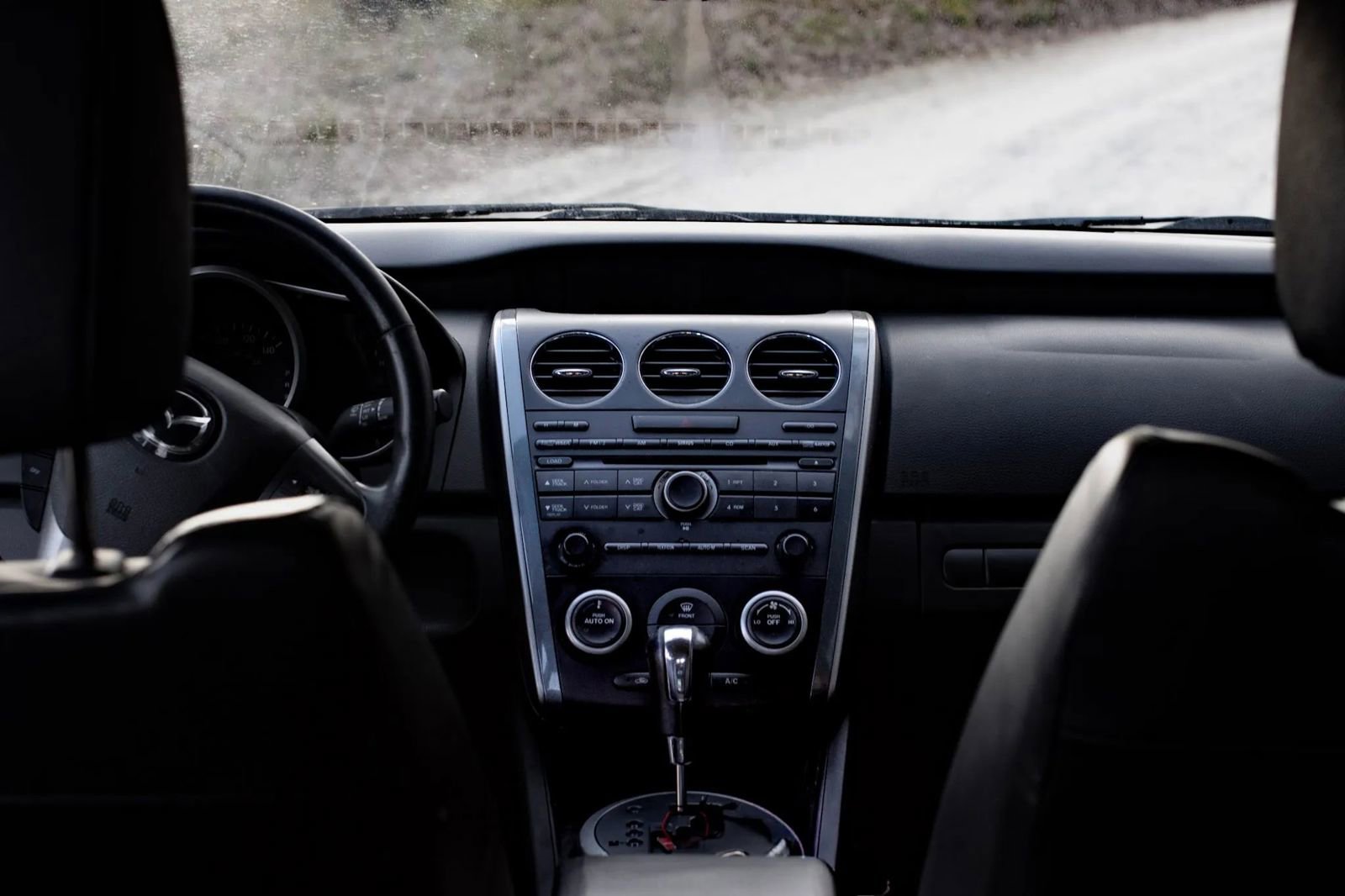 Used 2010 MAZDA CX-7 s Touring w/ Technology Pkg image 11