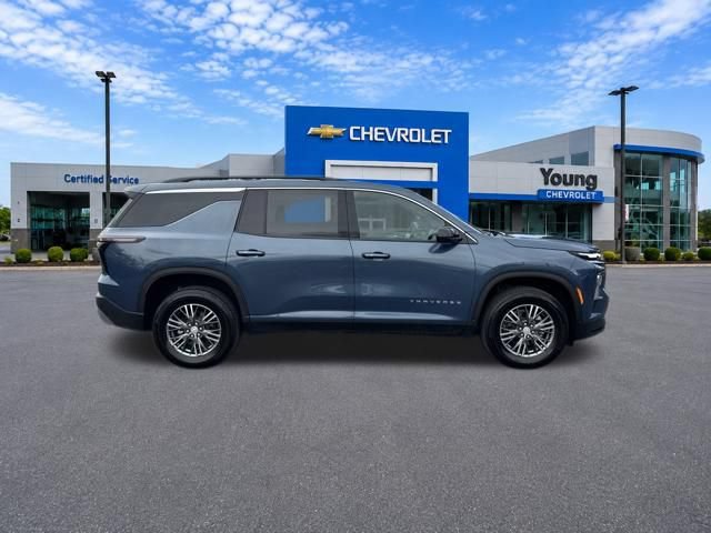Used 2026 Chevrolet Traverse LT AWD/4WD image 8