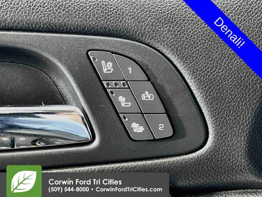 Used 2012 GMC Yukon Denali AWD/4WD image 24
