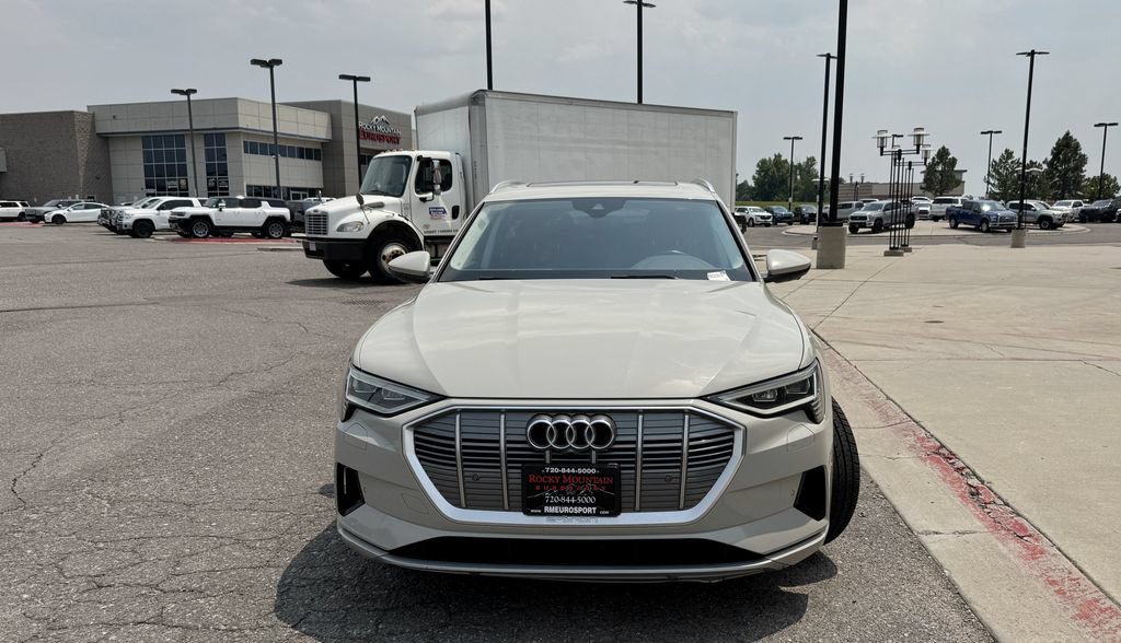 Used 2019 Audi e-tron Premium Plus AWD/4WD image 3