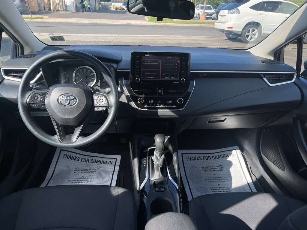 Used 2022 Toyota Corolla LE FWD image 17