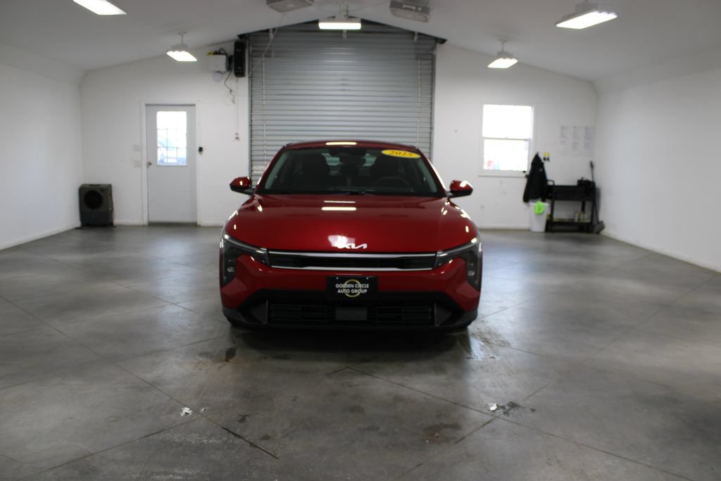 Used 2025 Kia K4 FWD image 3