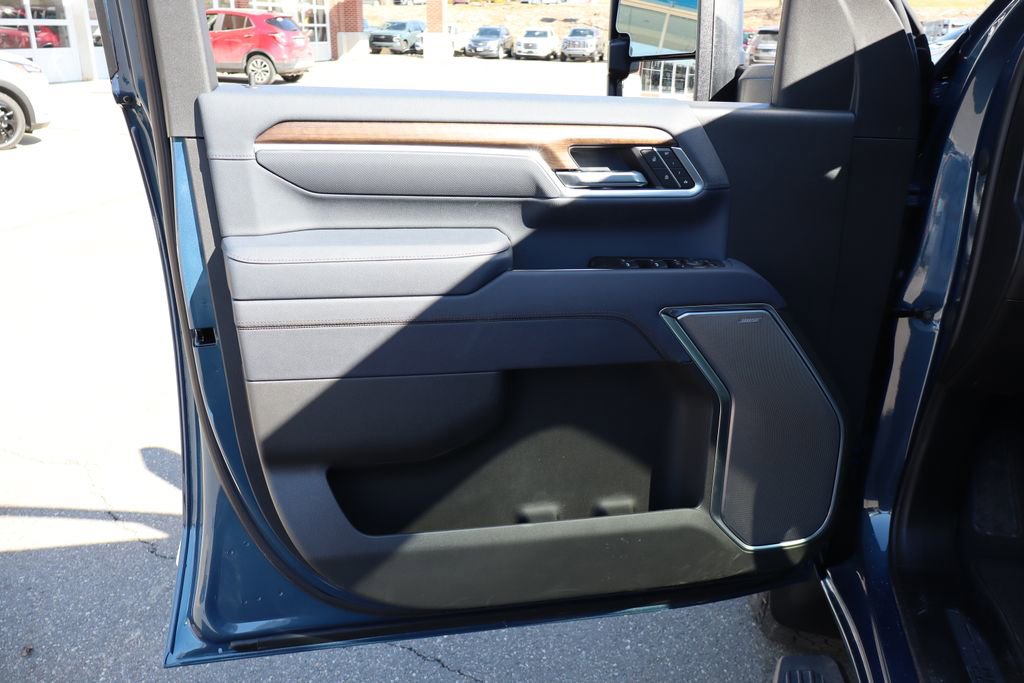 New 2026 Chevrolet Silverado 3500 High Country w/ Technology Package image 11