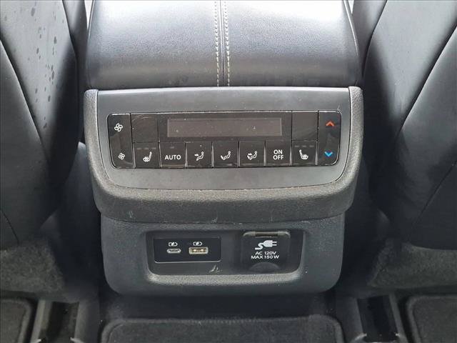 Used 2022 Nissan Pathfinder Platinum w/ Cargo Package AWD/4WD image 15