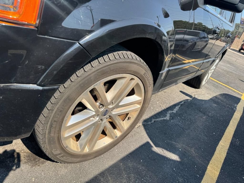 Used 2017 Ford Expedition Limited w/ Equipment Group 301A AWD/4WD image 7