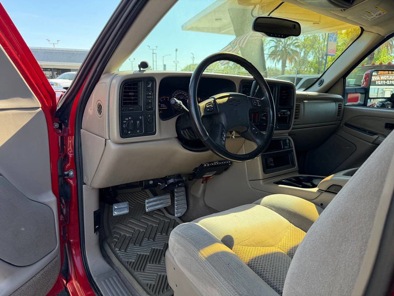 Used 2003 Chevrolet Silverado 2500 LS w/ Skid Plate Package image 14