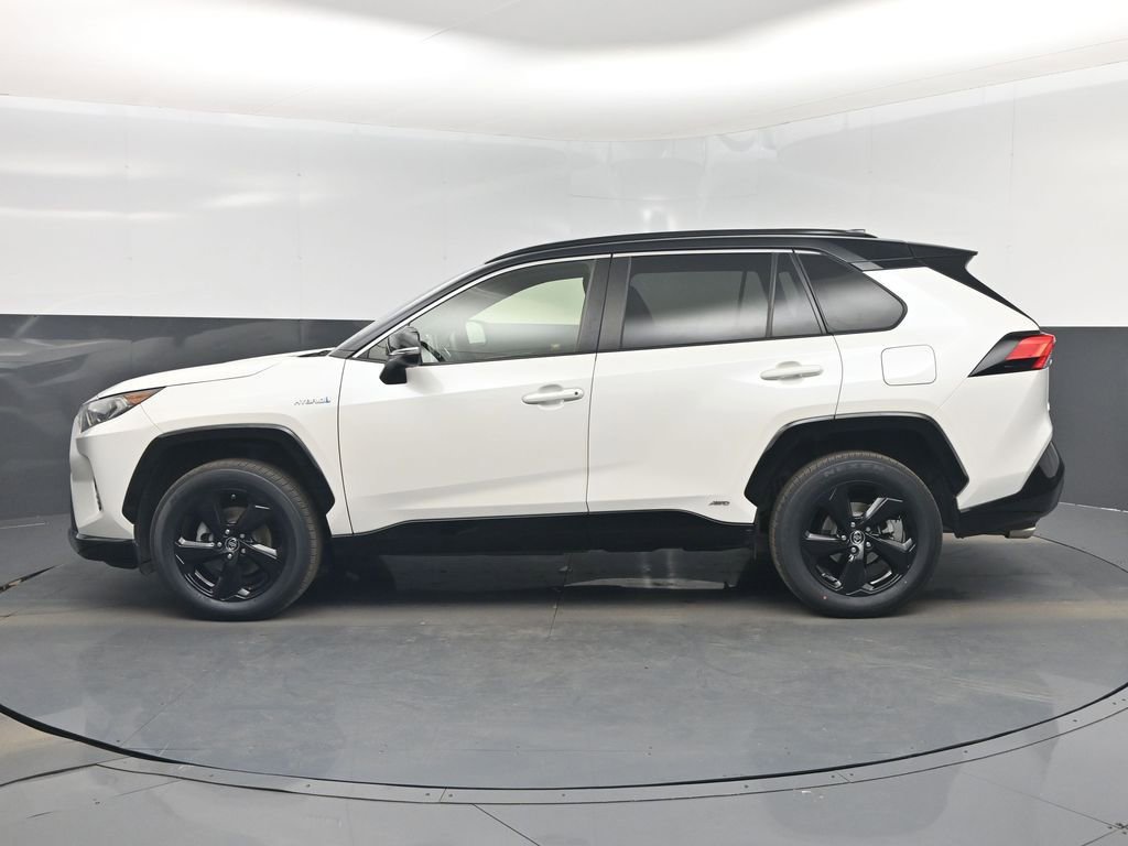 Used 2019 Toyota RAV4 XSE w/ XSE Weather Package image 10