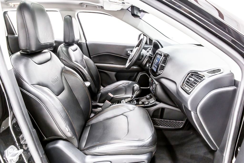Used 2019 Jeep Compass Limited w/ Safety & Security Group AWD/4WD image 32