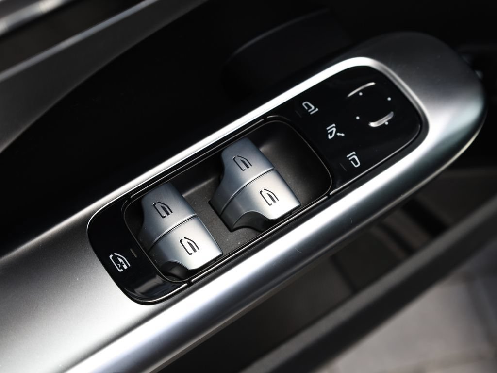 Used 2024 Mercedes-Benz C 63 AMG S image 12