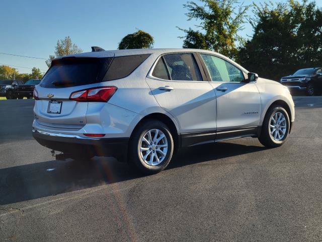 Used 2020 Chevrolet Equinox LT w/ Driver Convenience Package FWD image 3
