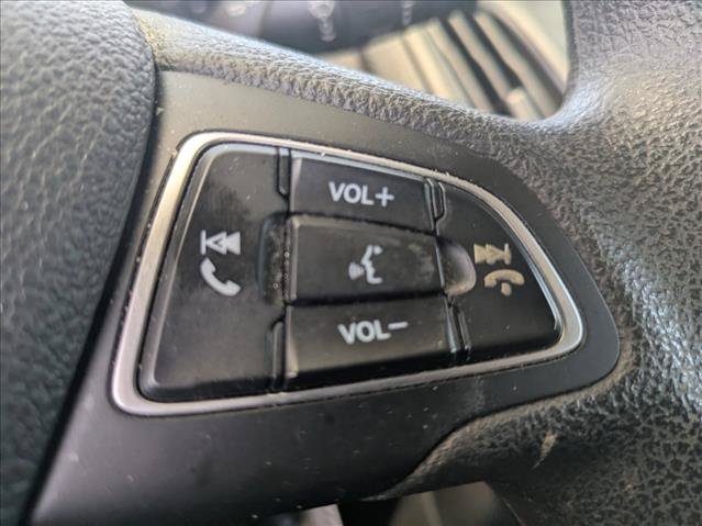 Used 2018 Ford Focus SE FWD image 12