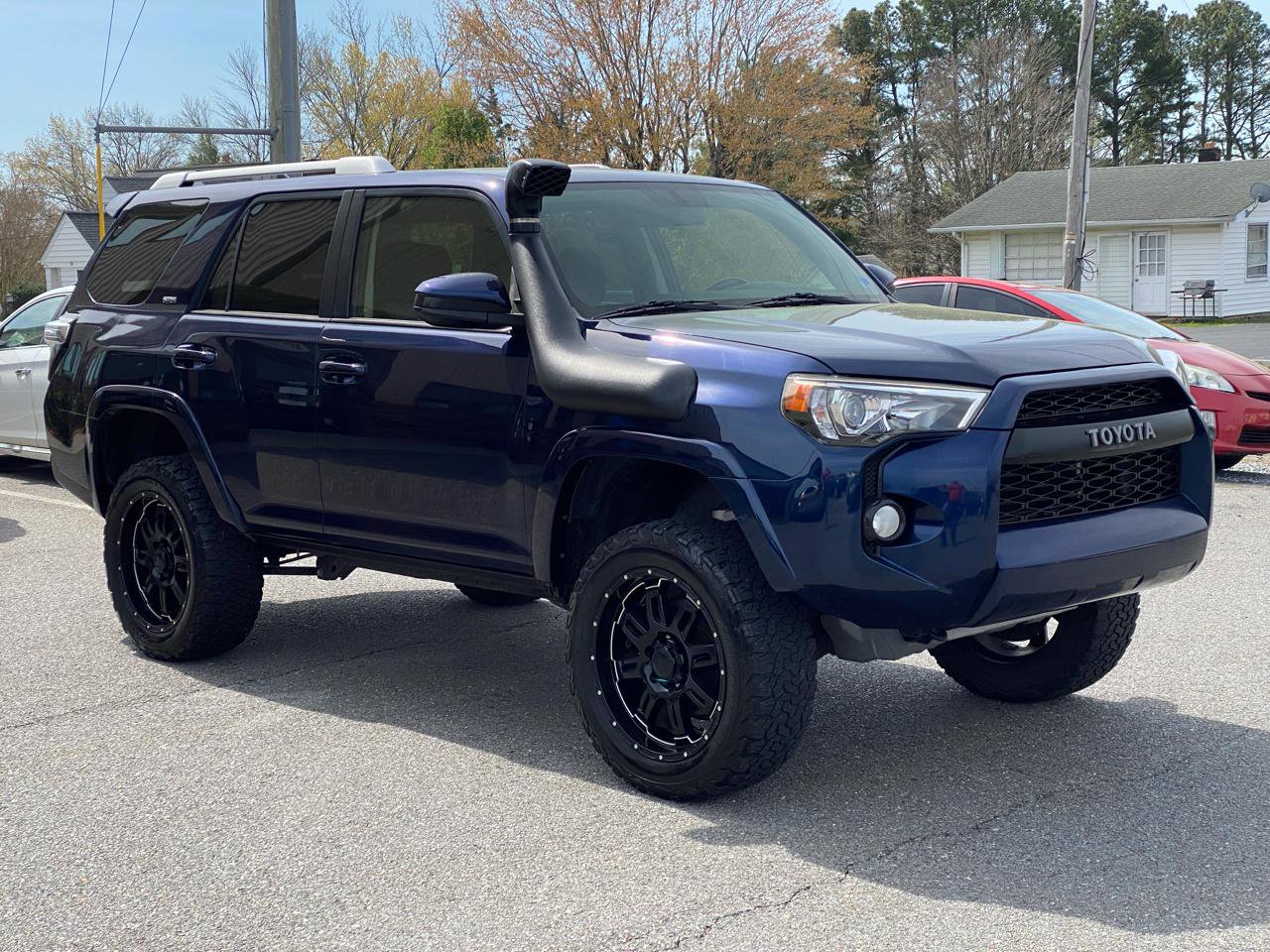 Used 2018 Toyota 4Runner SR5 image 4