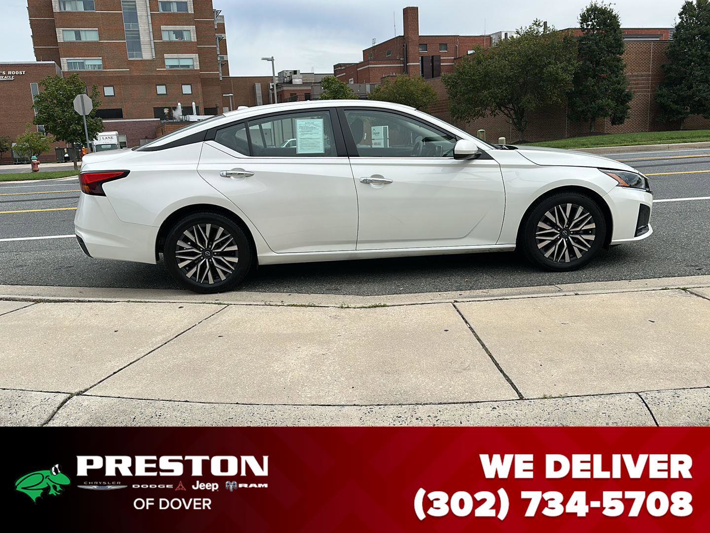 Used 2023 Nissan Altima 2.5 SV image 6