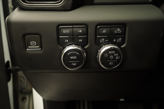 Used 2023 GMC Sierra 1500 AT4 AWD/4WD image 15