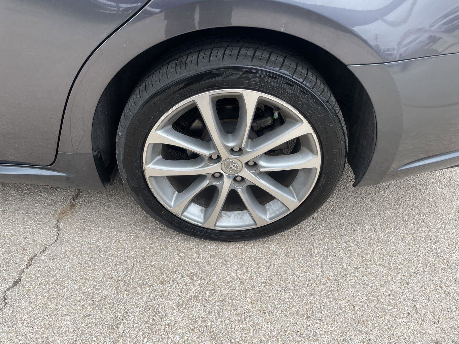 Used 2014 Toyota Avalon XLE Touring image 32