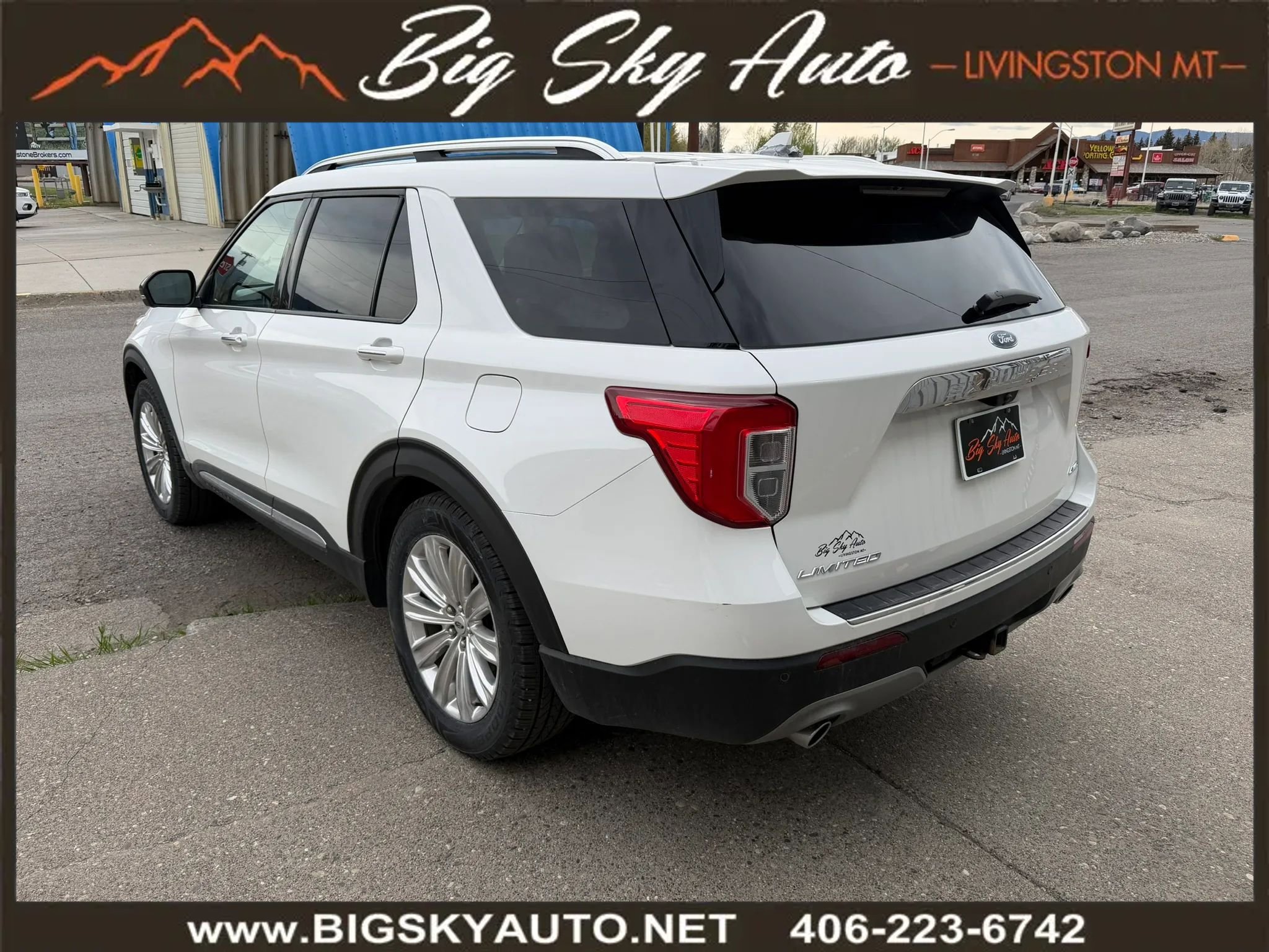 Used 2021 Ford Explorer Limited w/ Equipment Group 301A AWD/4WD image 5