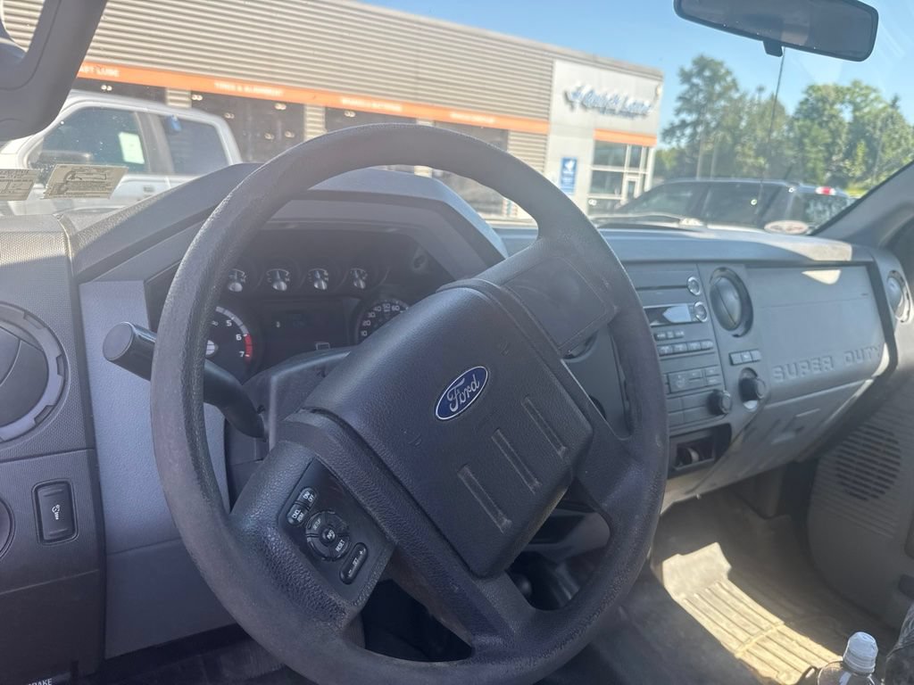 Used 2015 Ford F250 XL w/ Power Equipment Group AWD/4WD image 8