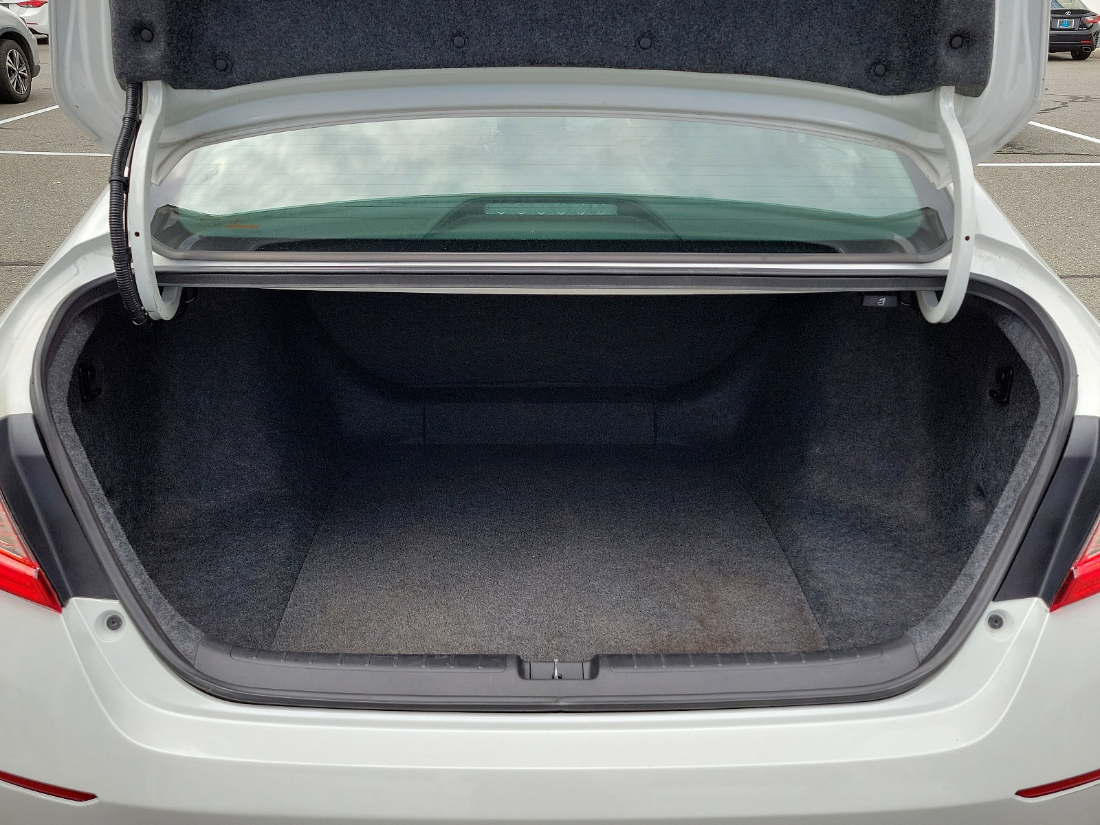 Used 2020 Honda Accord LX image 27