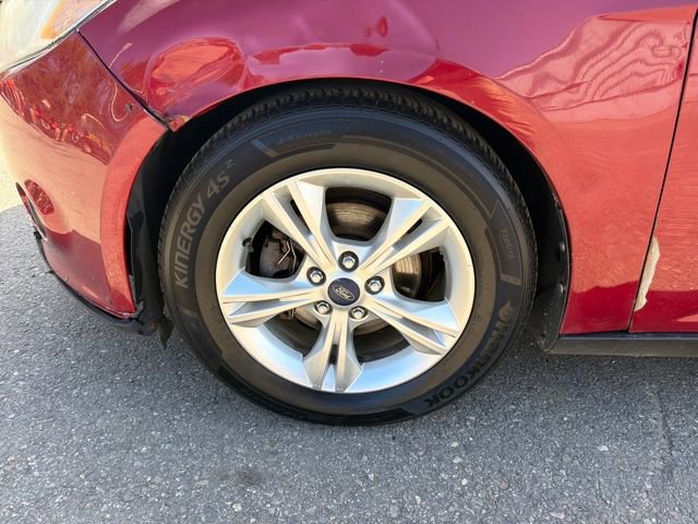 Used 2014 Ford Focus SE FWD image 21