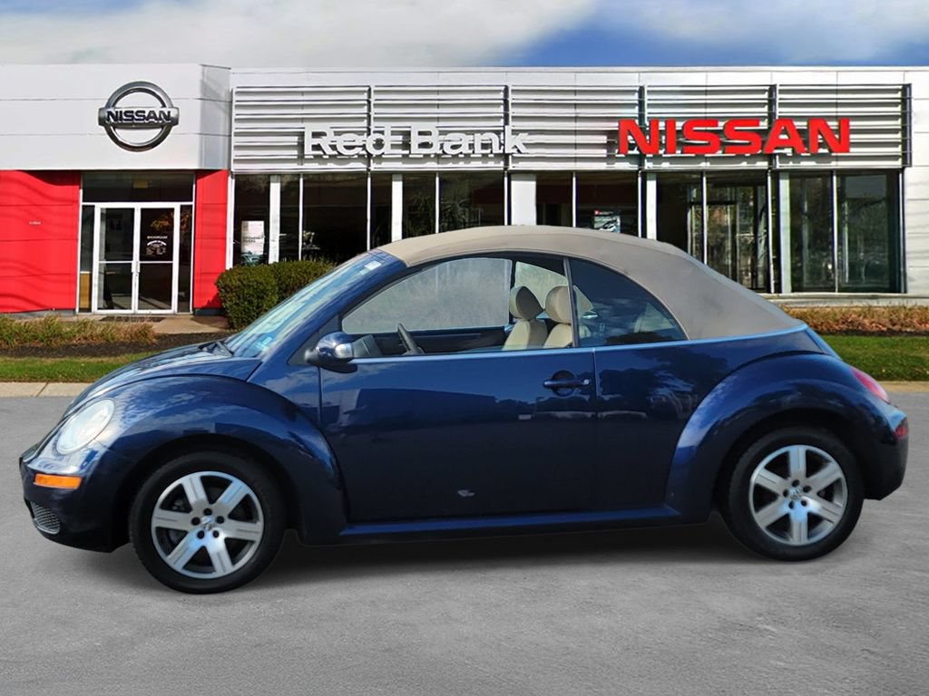 Used 2006 Volkswagen Beetle Convertible w/ Package 1 FWD image 5